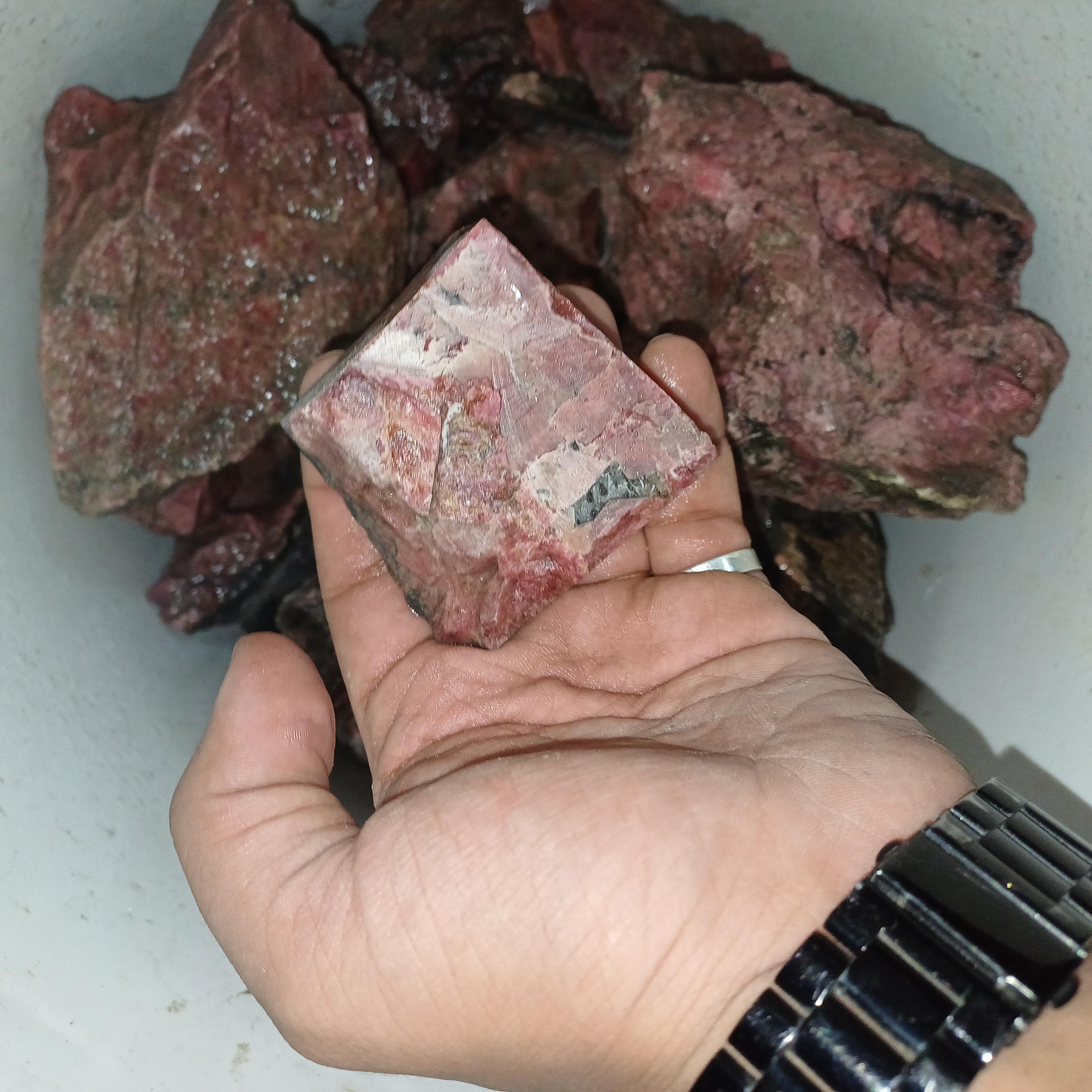 natural , rough , semi-precious gemstone rough , gemstone , rhodonite