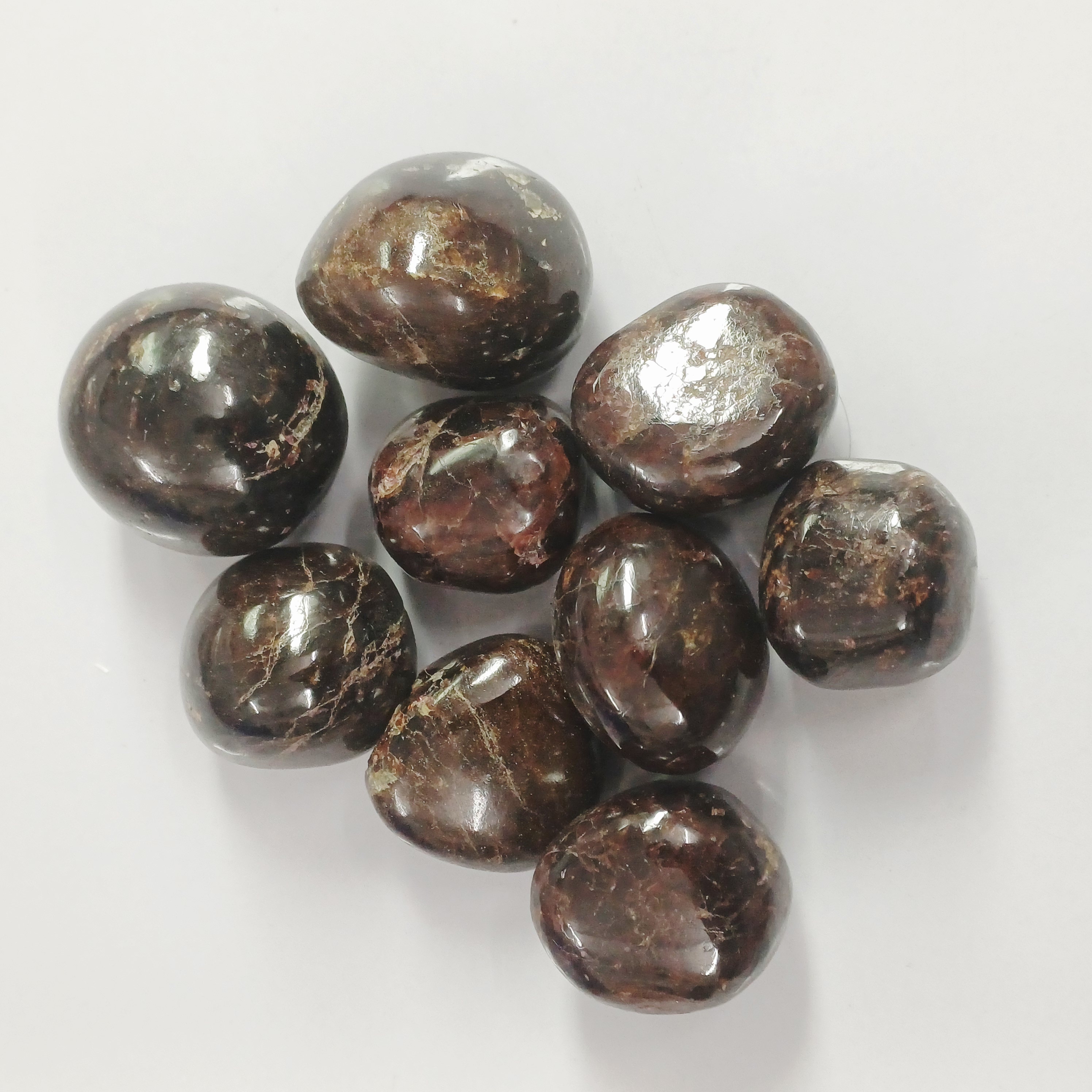 Garnet tumble